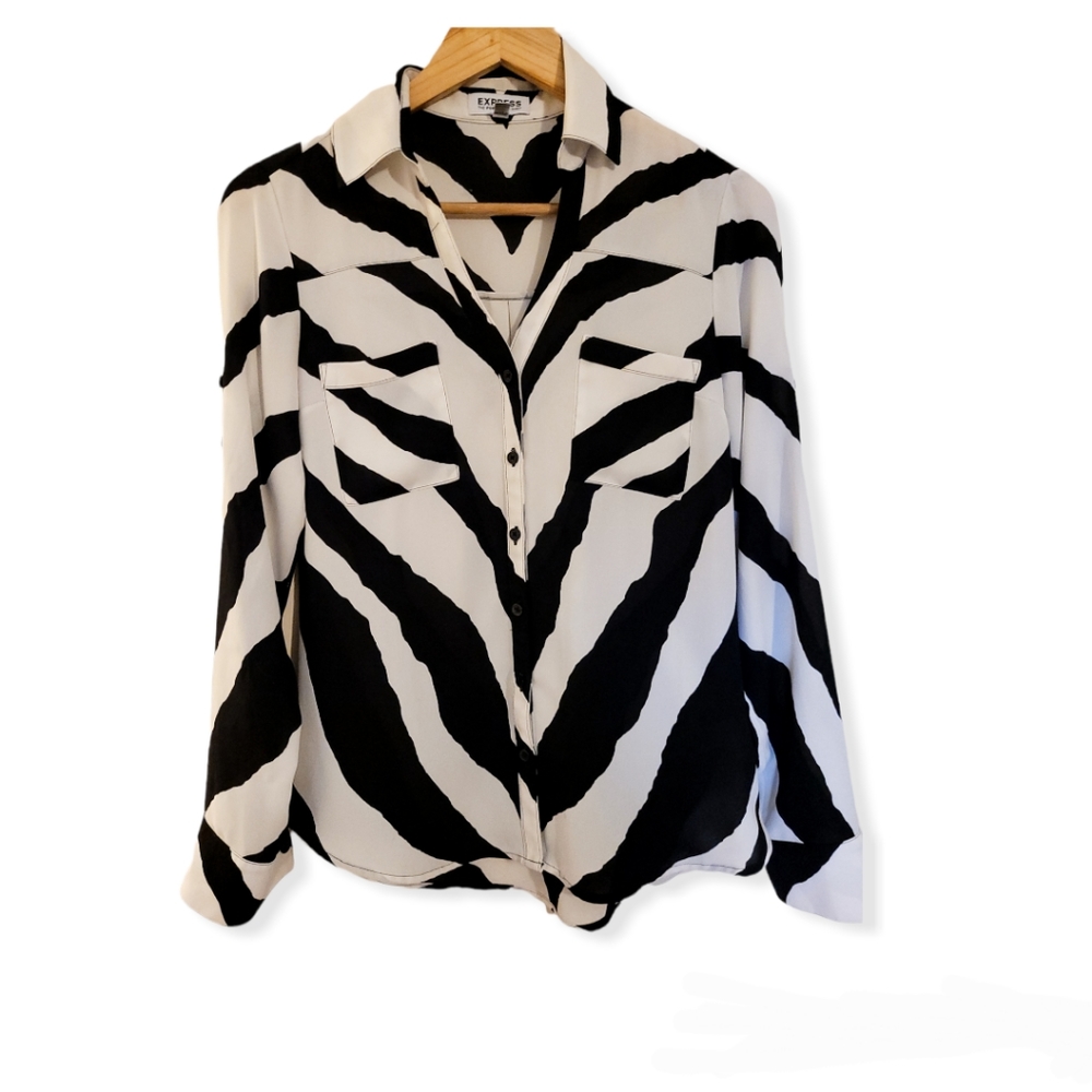 Express Portafino Shirt - B&W Patterned- Size XS